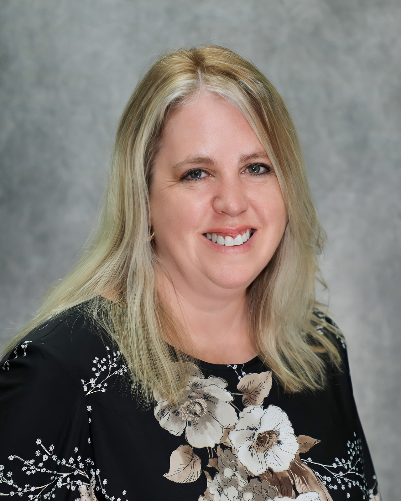 Headshot of Ali Taylor